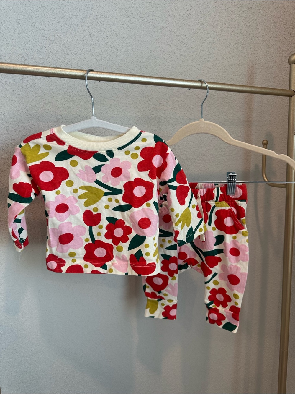 Limited edition Hanna Andersson Red Pink & Green Floral Cotton Set